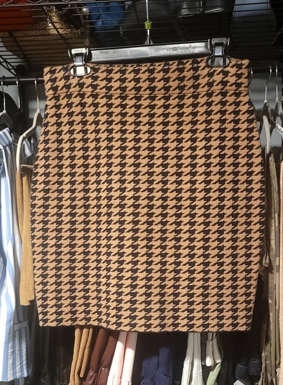 Tahari Brown and Black Houndstooth Pencil Skirt